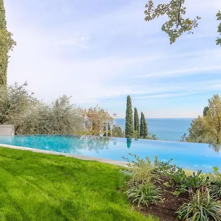 Villa Michelle Amazing View Pool Front Padenghe sul Garda